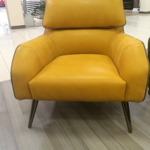 итальянское кресло Giselle желтое-2